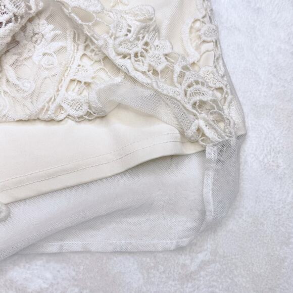 BAR III Macy's Sleeveless Cream Crochet Layered Tank Sleeveless Blouse Top Med - Picture 7 of 8